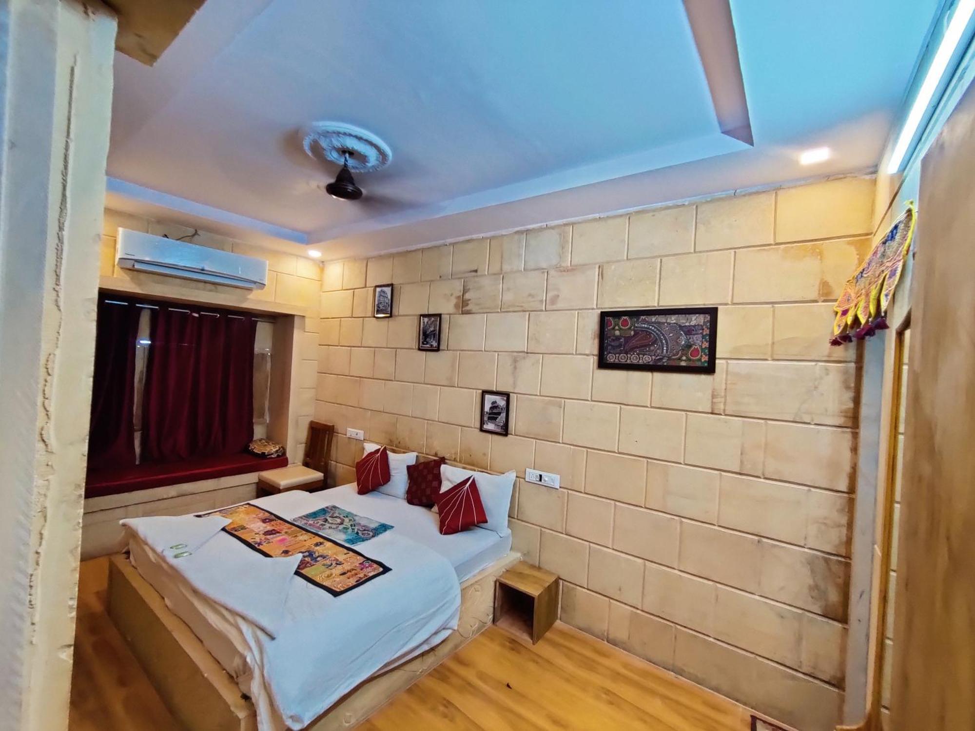 Hotel Jaswant Palace Dzsaiszalmer Szoba fotó